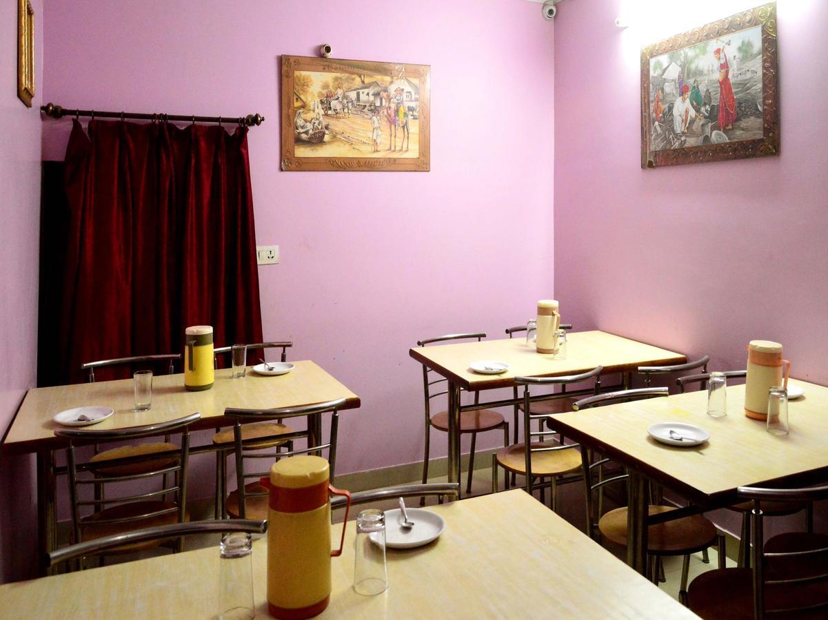 Oyo 6179 Hotel Aarjee Crescent 자이푸르 외부 사진